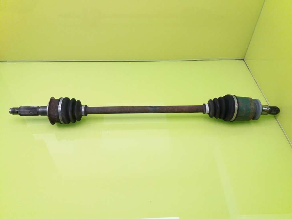 Recambio SUBARU IMPREZA G12 ref. 28421FG010