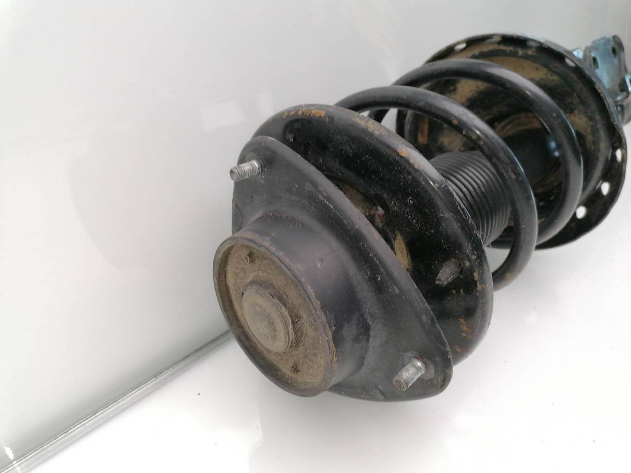 Amortiguador delantero izquierdo SUBARU IMPREZA G12 2