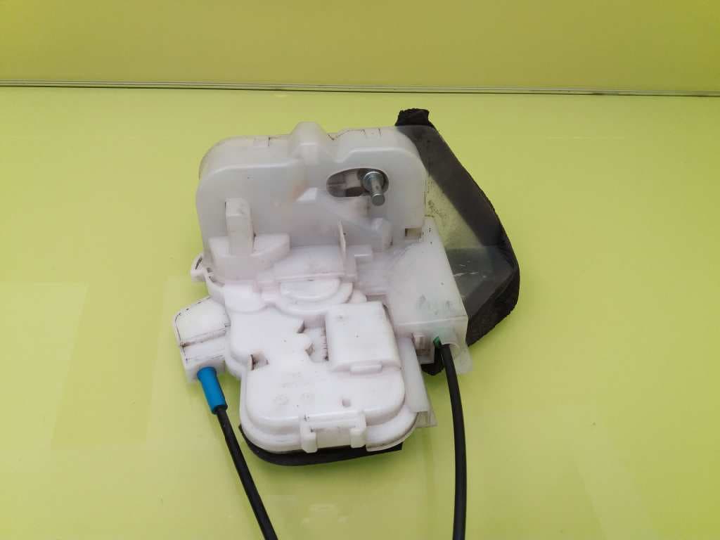 Cerradura puerta trasera derecha SUBARU IMPREZA G12 4
