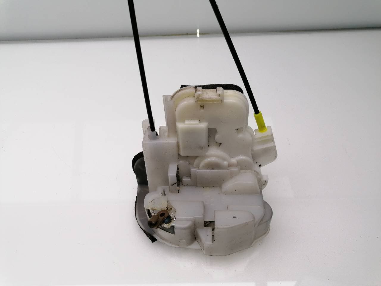 Cerradura puerta delantera derecha SUBARU IMPREZA G12 3