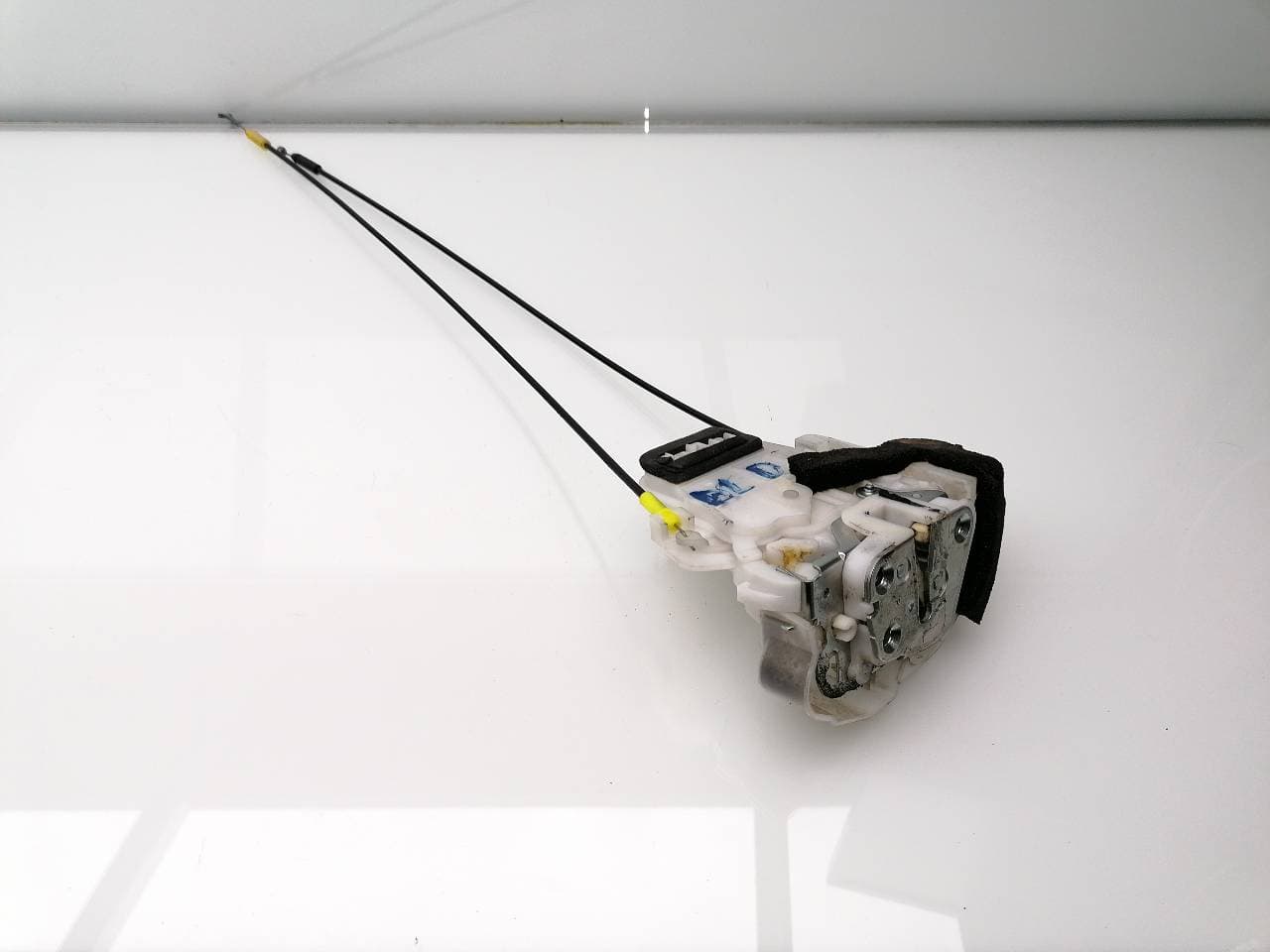 Cerradura puerta delantera derecha SUBARU IMPREZA G12