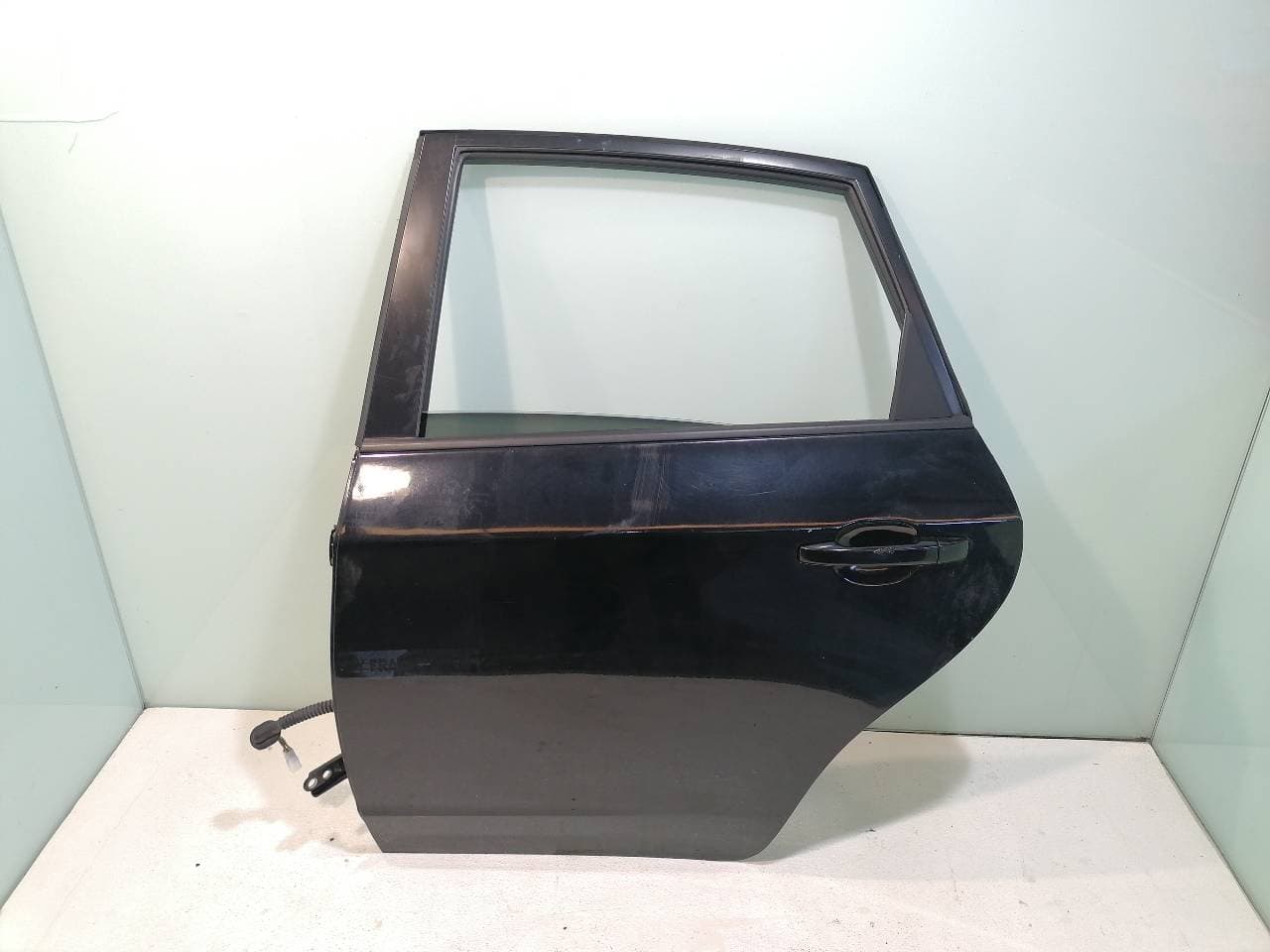 Puerta trasera izquierda SUBARU IMPREZA G12