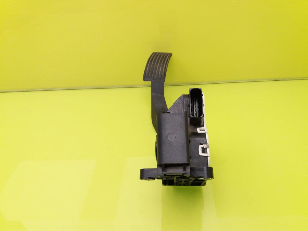Pedal acelerador FIAT DUCATO 4