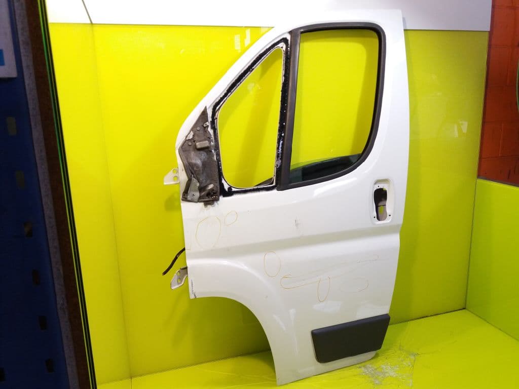 Puerta delantera izquierda FIAT DUCATO 4