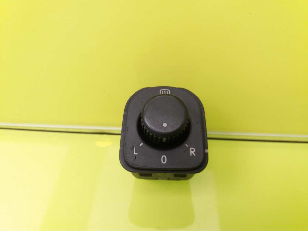 Mando retrovisor VOLKSWAGEN PASSAT LIM