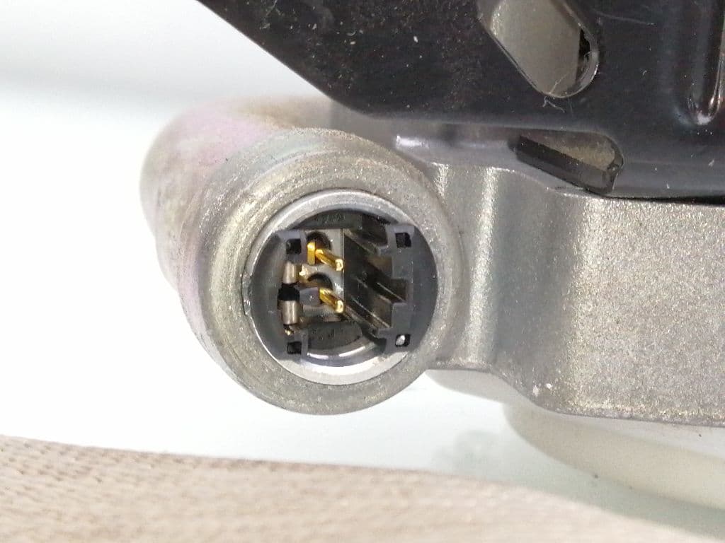 Cinturon seguridad delantero derecho MAZDA CX-7 (ER) 3