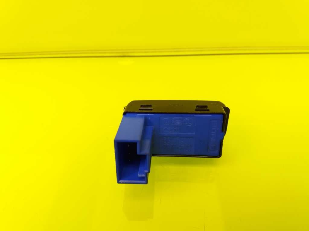 Interruptor SEAT MII (KF1) 3