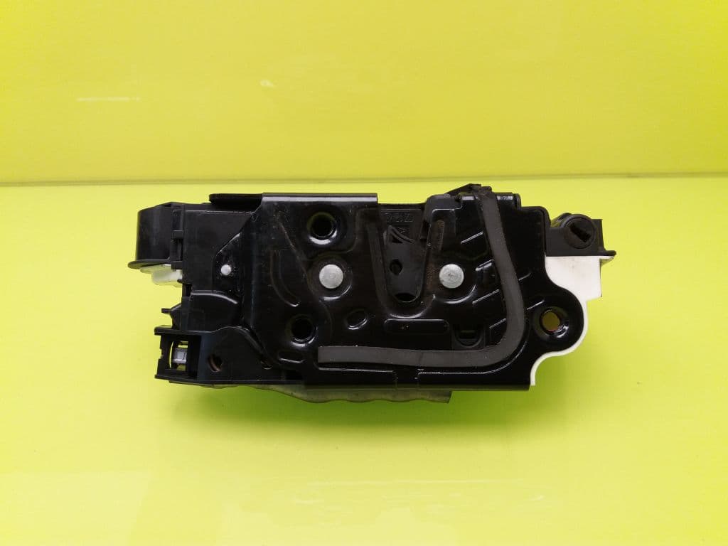 Cerradura puerta delantera derecha SEAT MII (KF1)