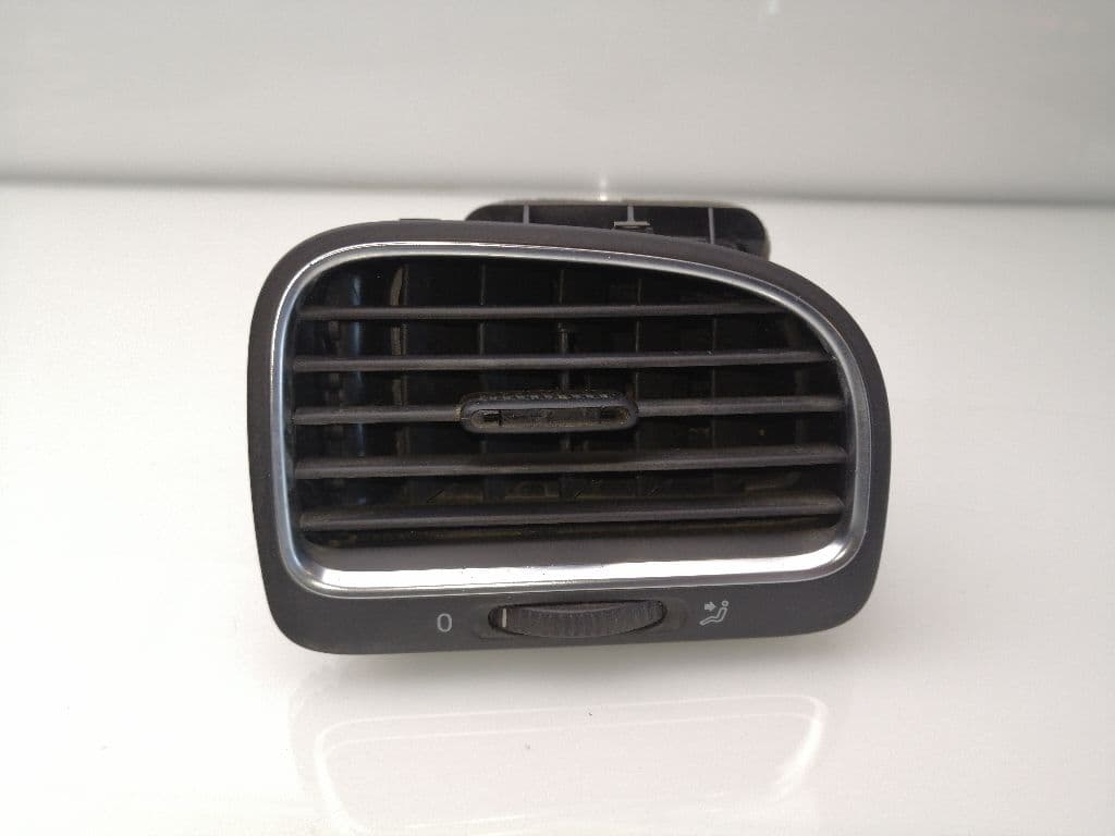 Plastico VOLKSWAGEN GOLF VI VARIANT (AJ5)