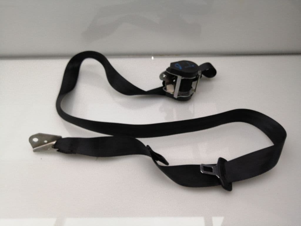 Cinturon seguridad trasero derecho VOLKSWAGEN GOLF VI VARIANT (AJ5) 3