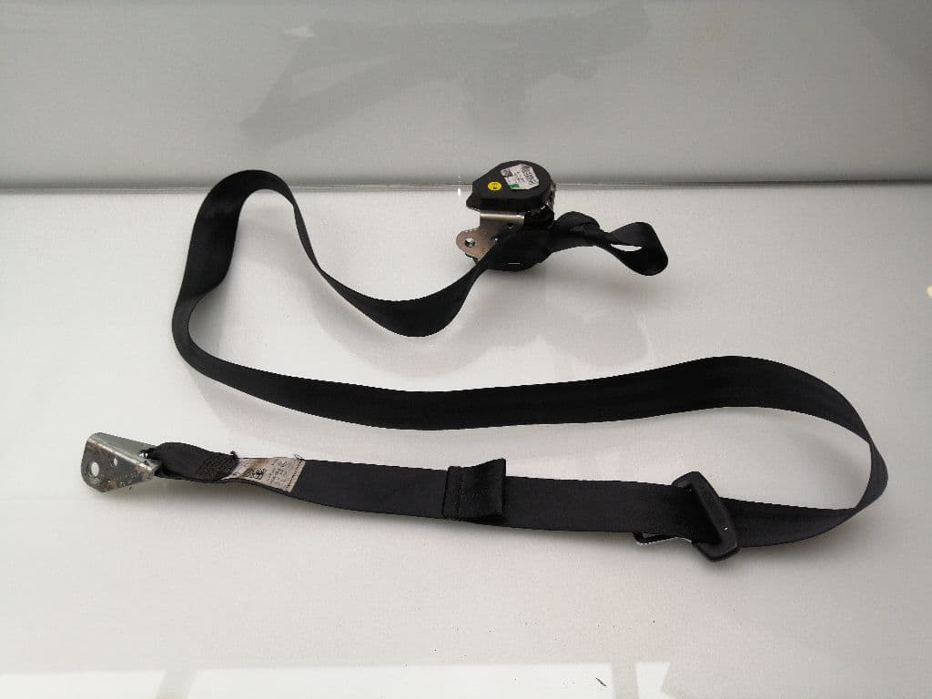 Cinturon seguridad trasero derecho VOLKSWAGEN GOLF VI VARIANT (AJ5)