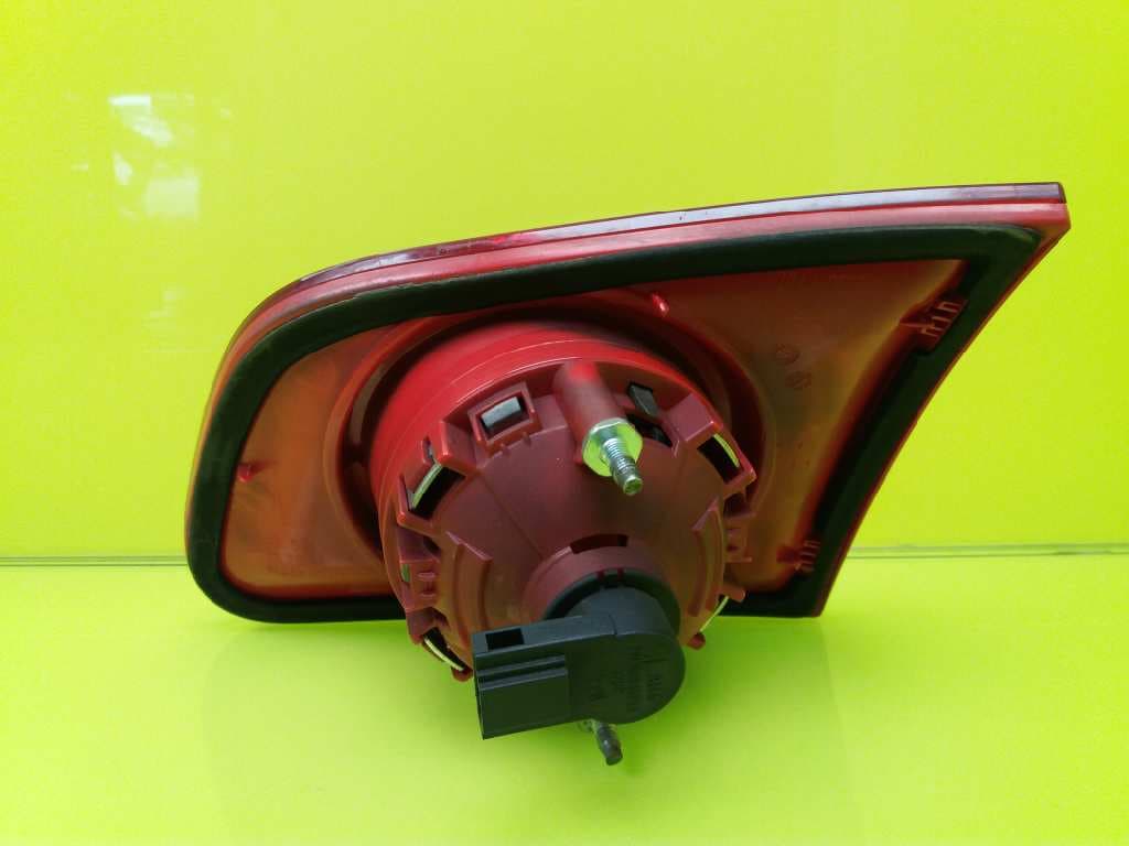 Piloto trasero izquierdo VOLKSWAGEN PASSAT VARIANT (3A5) 5