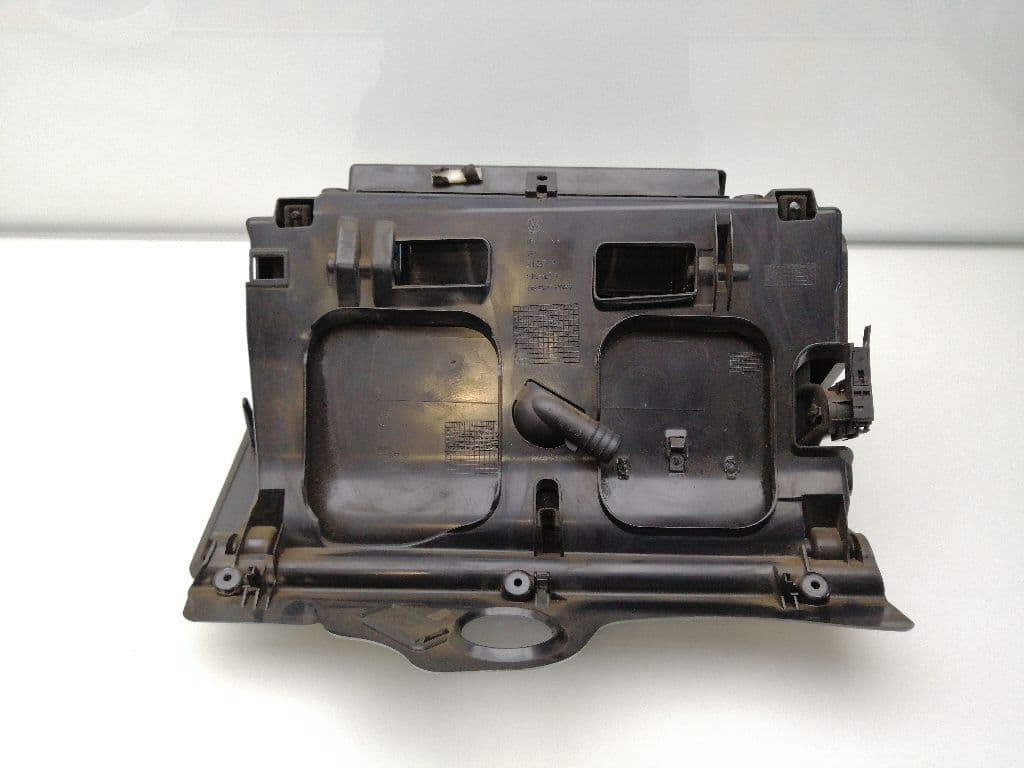 Guantera VOLKSWAGEN PASSAT VARIANT (3A5) 5