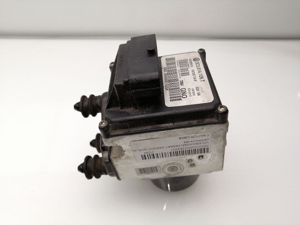Abs VOLKSWAGEN PASSAT VARIANT (3A5)