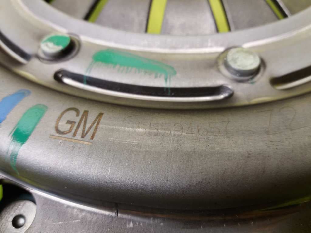 Kit embrague OPEL CORSA E 4