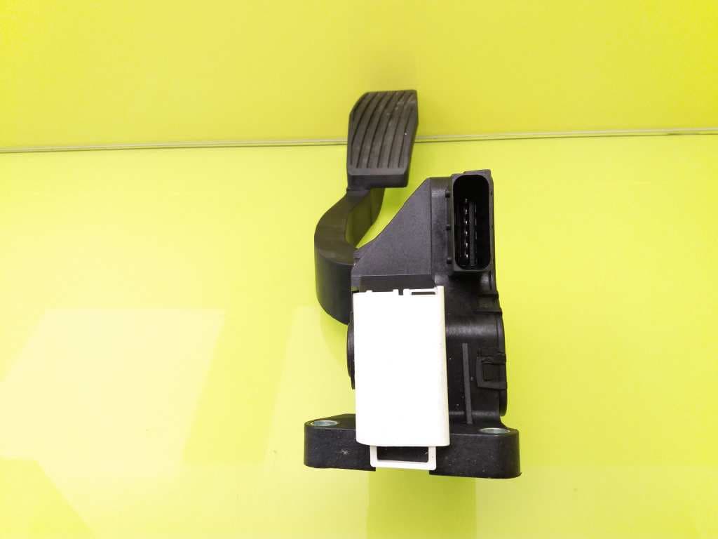 Pedal acelerador OPEL CORSA E 3