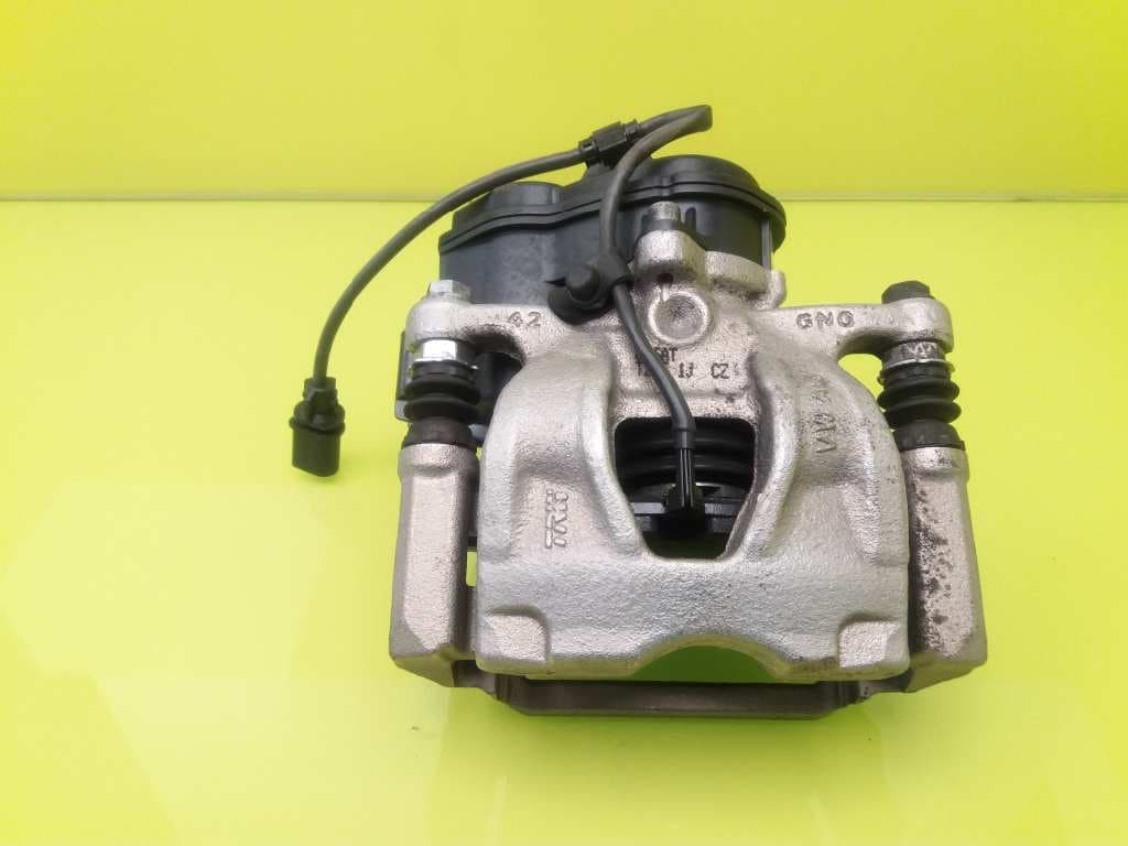 Recambio AUDI A4 BERLINA (8E) ref. 32355763C