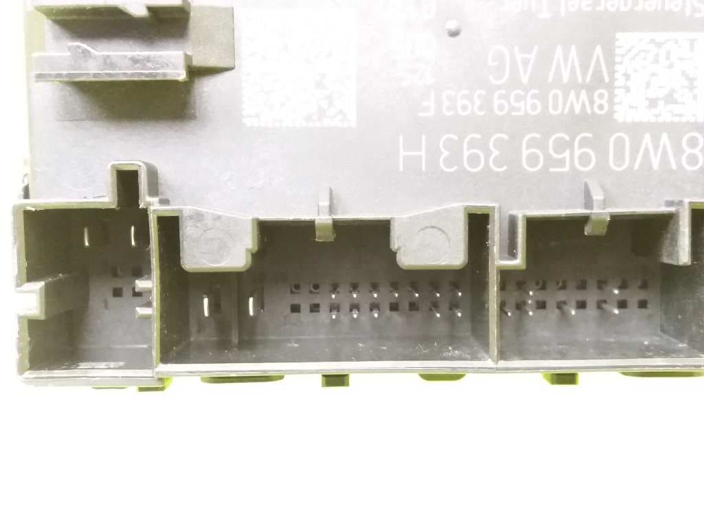 Modulo electronico AUDI A4 BERLINA (8E) 4