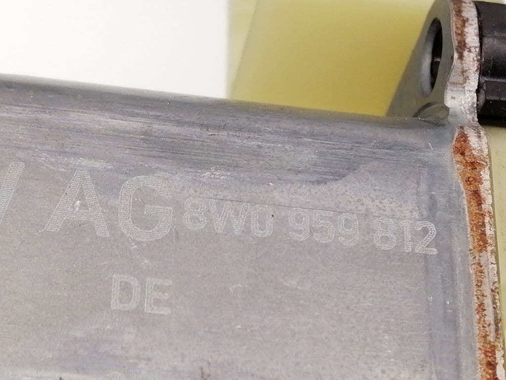 Motor elevalunas trasero derecho AUDI A4 BERLINA (8E) 4