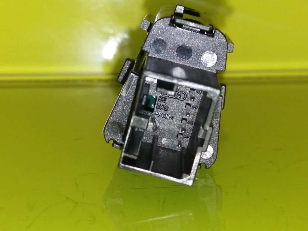 Interruptor AUDI A4 BERLINA (8E) 4