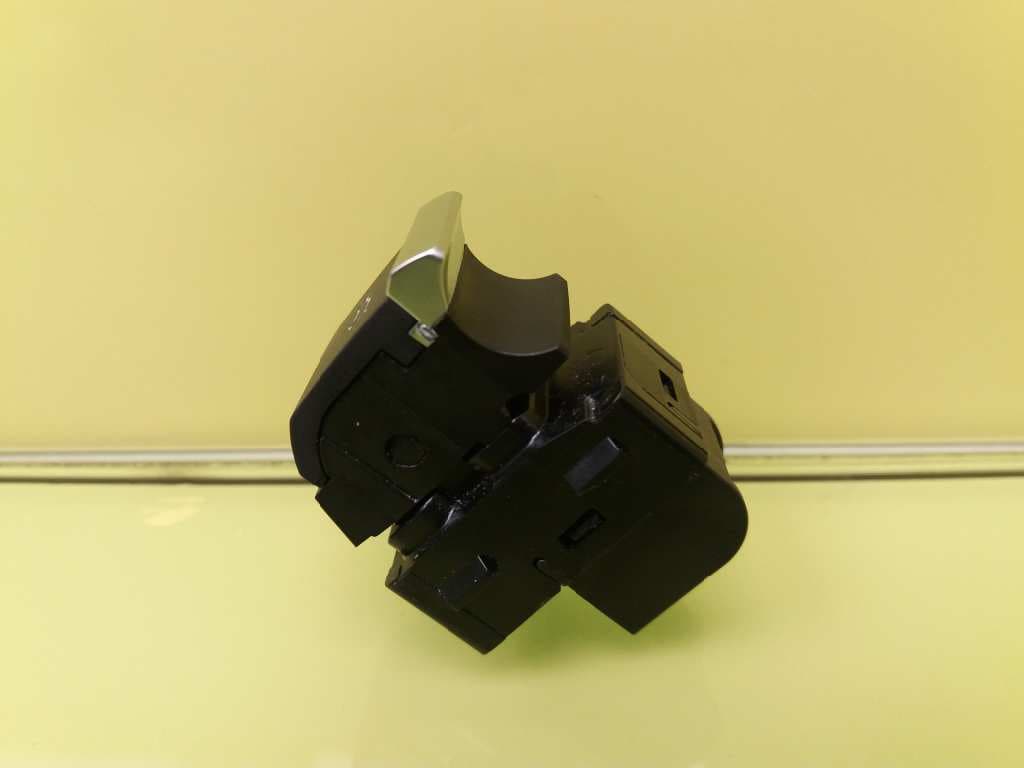 Interruptor AUDI A4 BERLINA (8E) 5