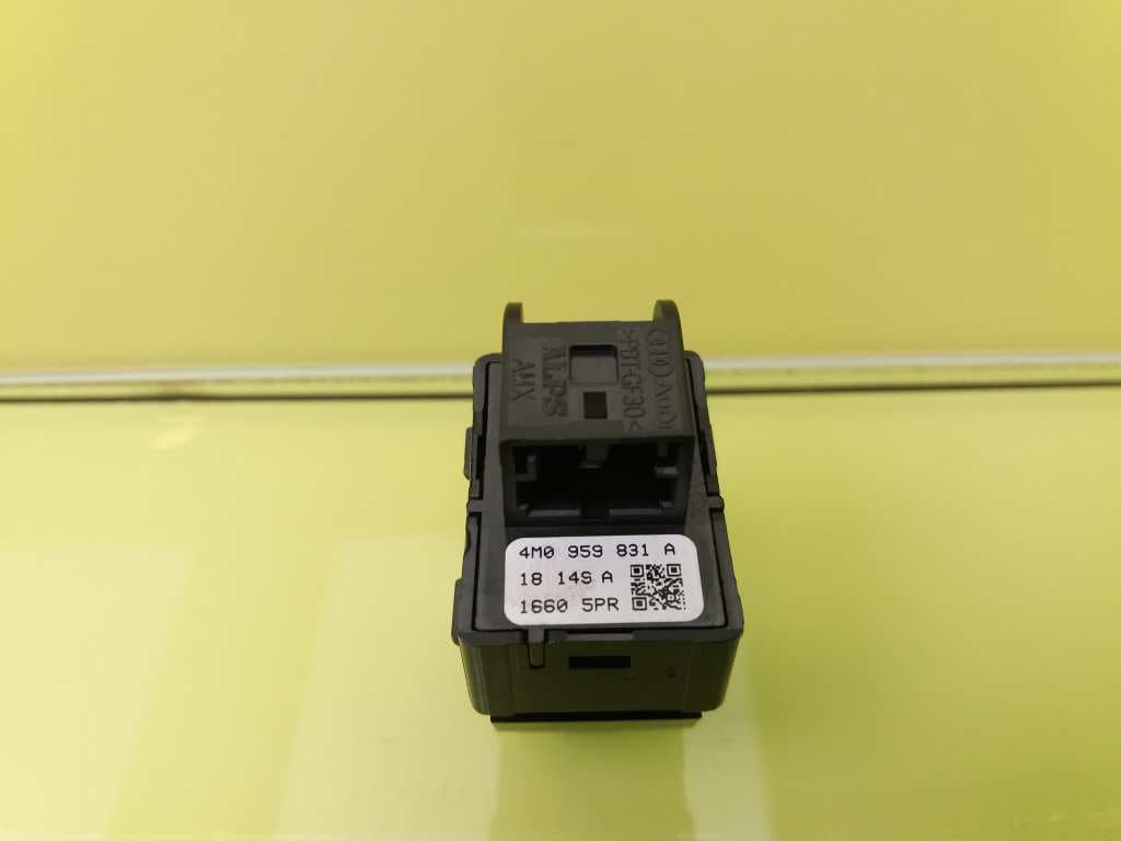 Interruptor AUDI A4 BERLINA (8E) 3