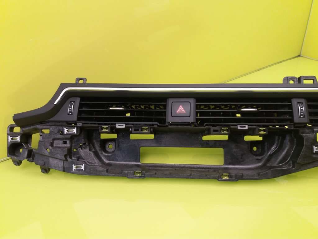 Plastico AUDI A4 BERLINA (8E) 4