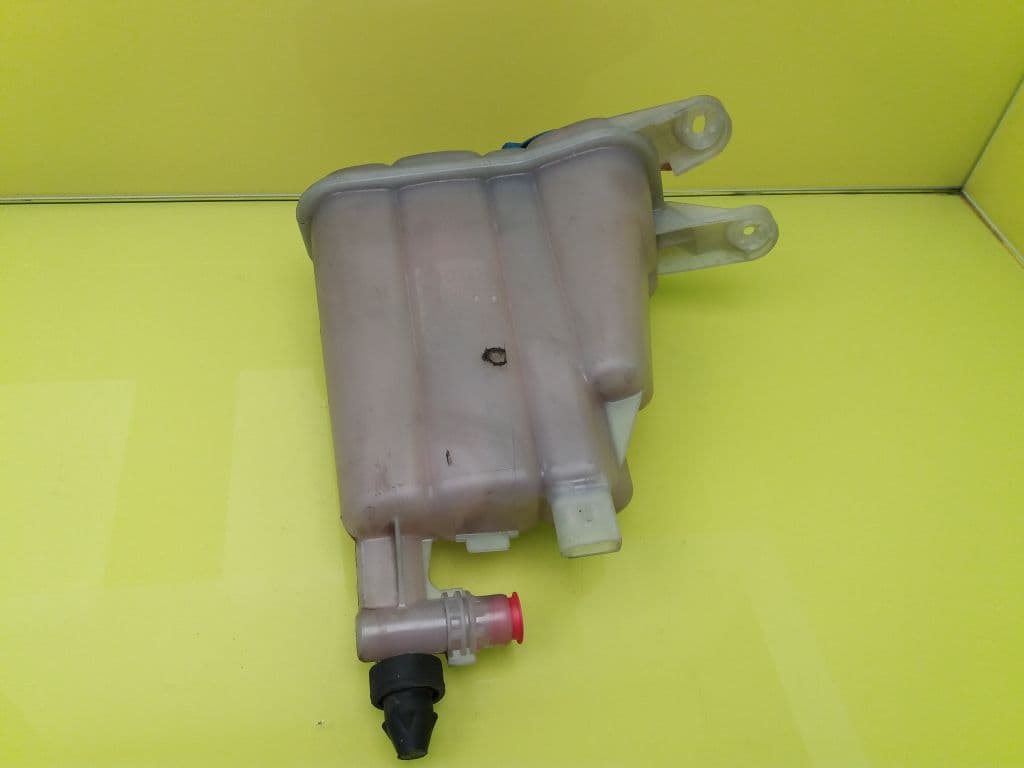 Deposito expansion AUDI A4 BERLINA (8E)