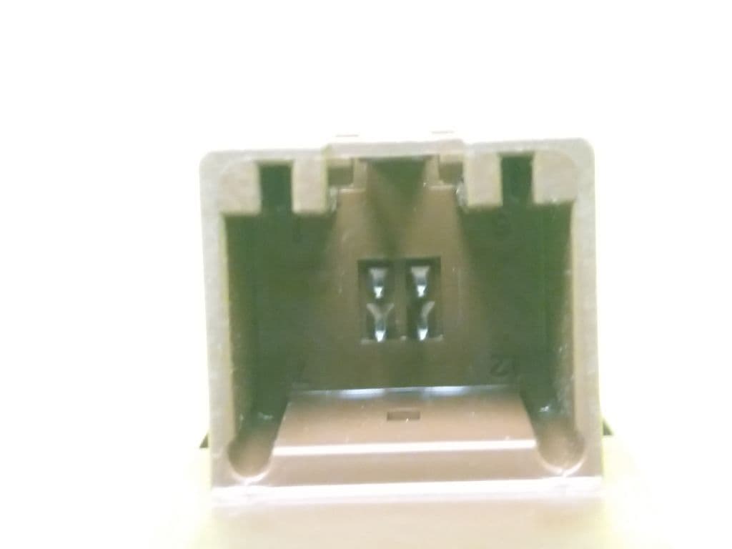 Interruptor AUDI A4 BERLINA (8E) 3