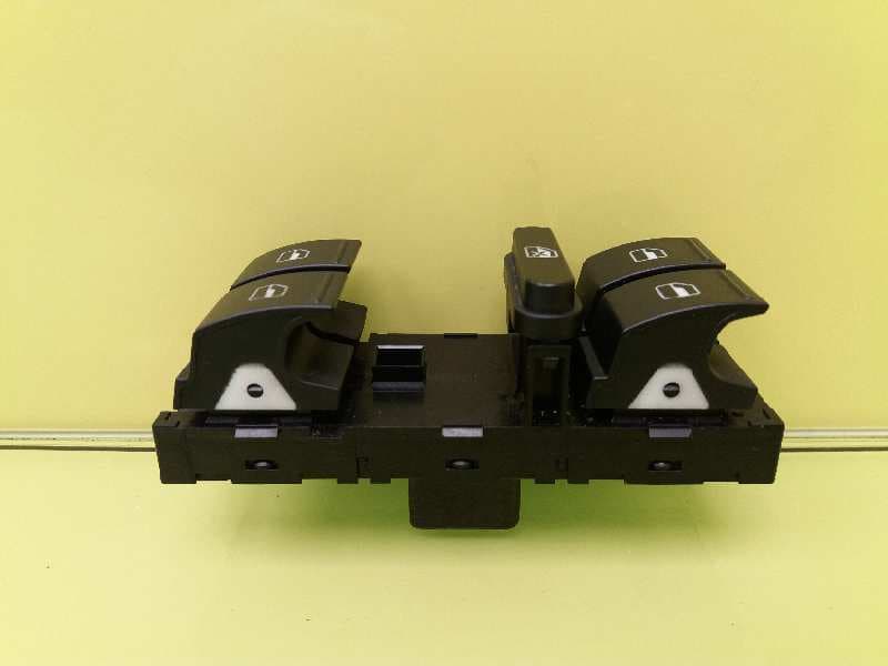Mando elevalunas delantero izquierdo VOLKSWAGEN PASSAT (321/23/27/31) 5