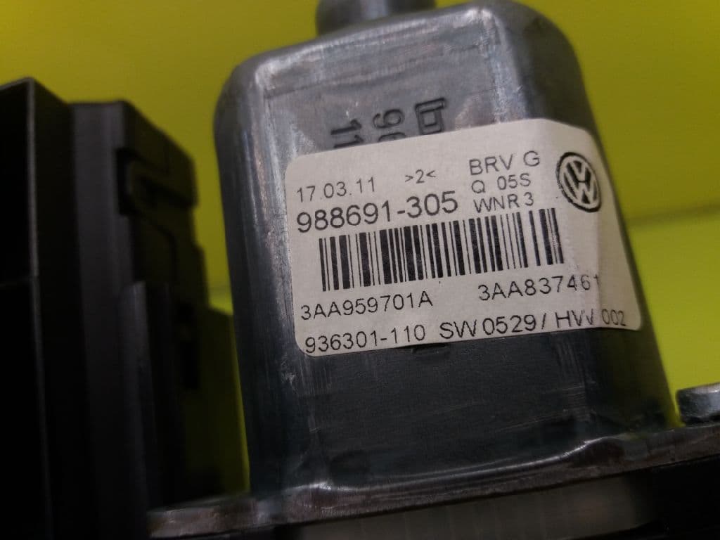 Motor elevalunas delantero izquierdo VOLKSWAGEN PASSAT (321/23/27/31) 4