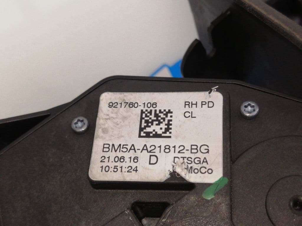 Cerradura puerta delantera derecha FORD FOCUS 4
