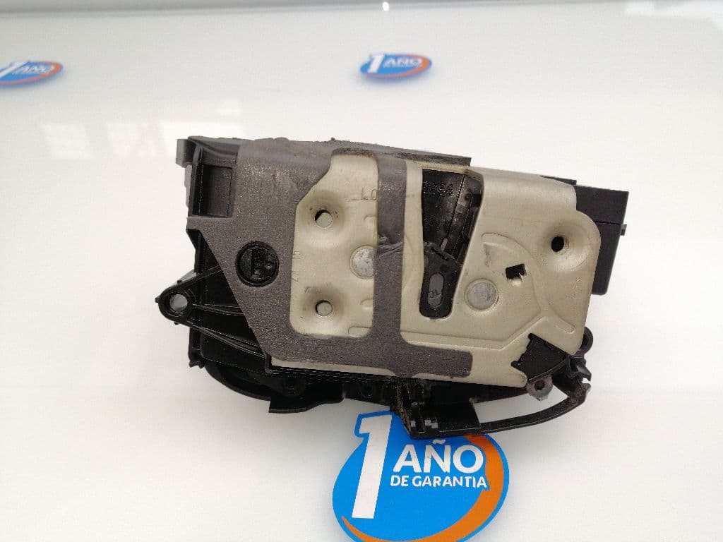 Cerradura puerta delantera izquierda FORD FOCUS