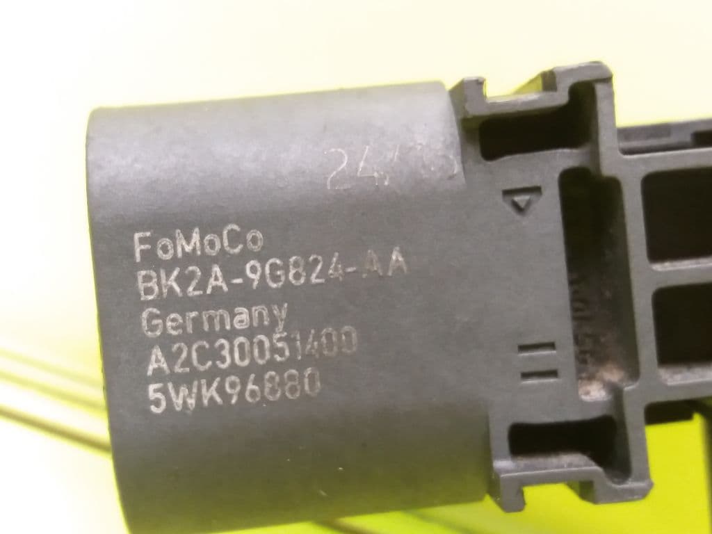 Sensor FORD FOCUS 3