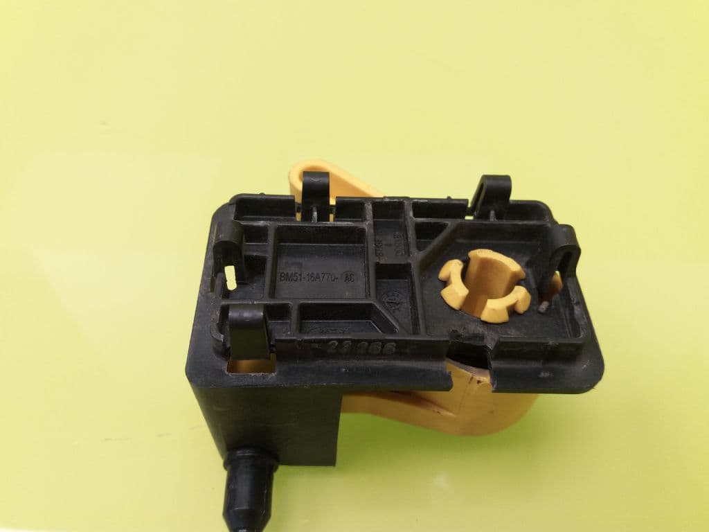 Cerradura capot FORD FOCUS 3