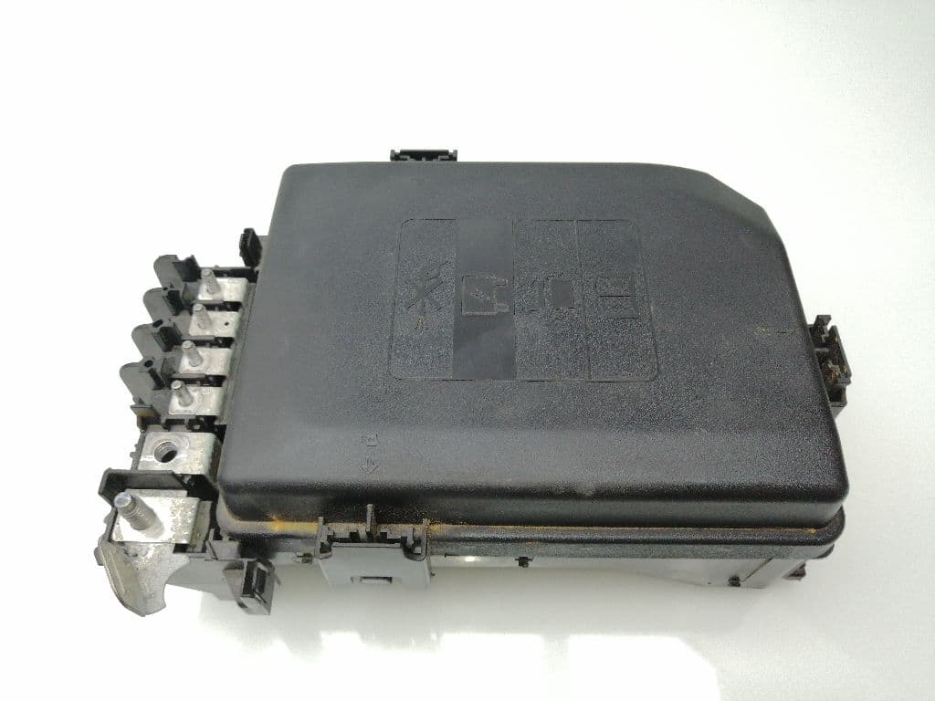 Caja reles / fusibles OPEL ASTRA K SPORTS TOURER 3