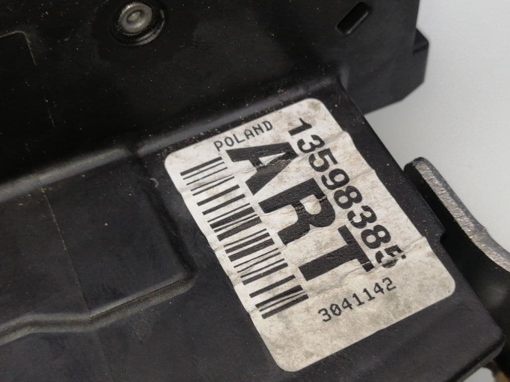 Cerradura puerta trasera derecha OPEL ASTRA K SPORTS TOURER 4