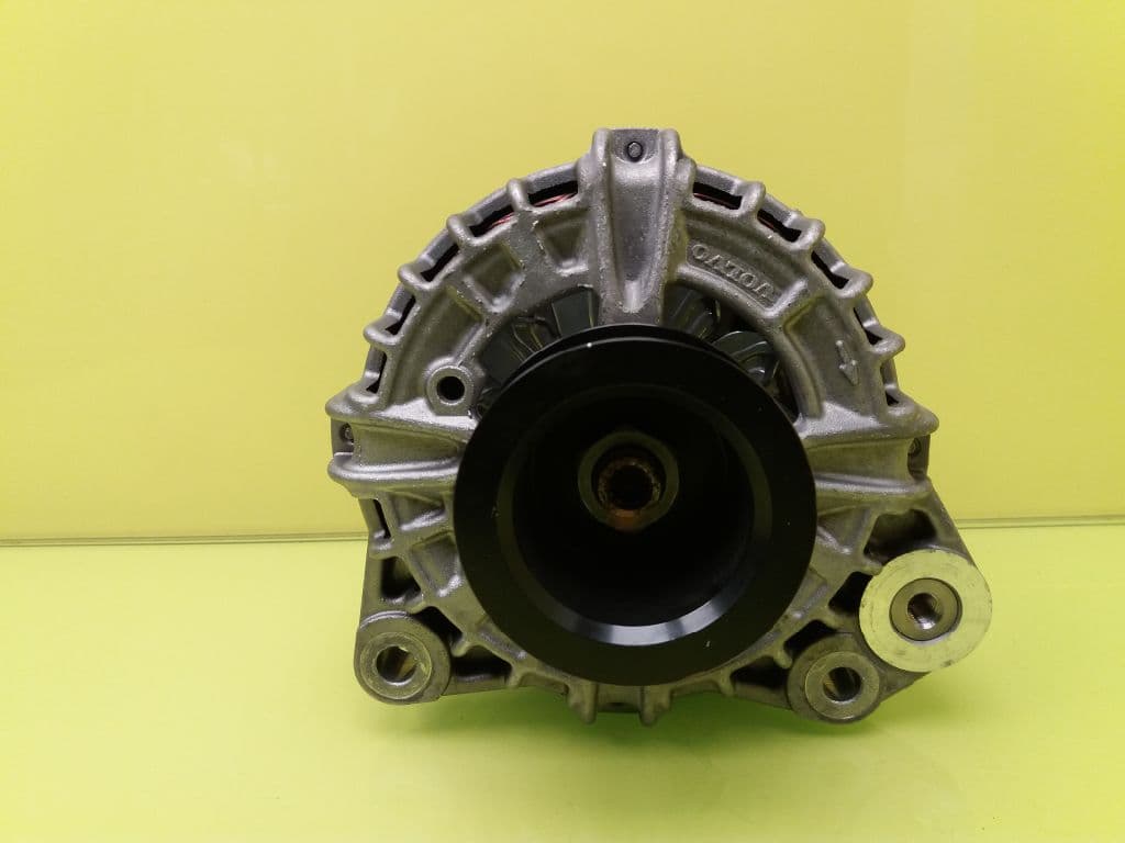 Alternador VOLVO XC 40 4