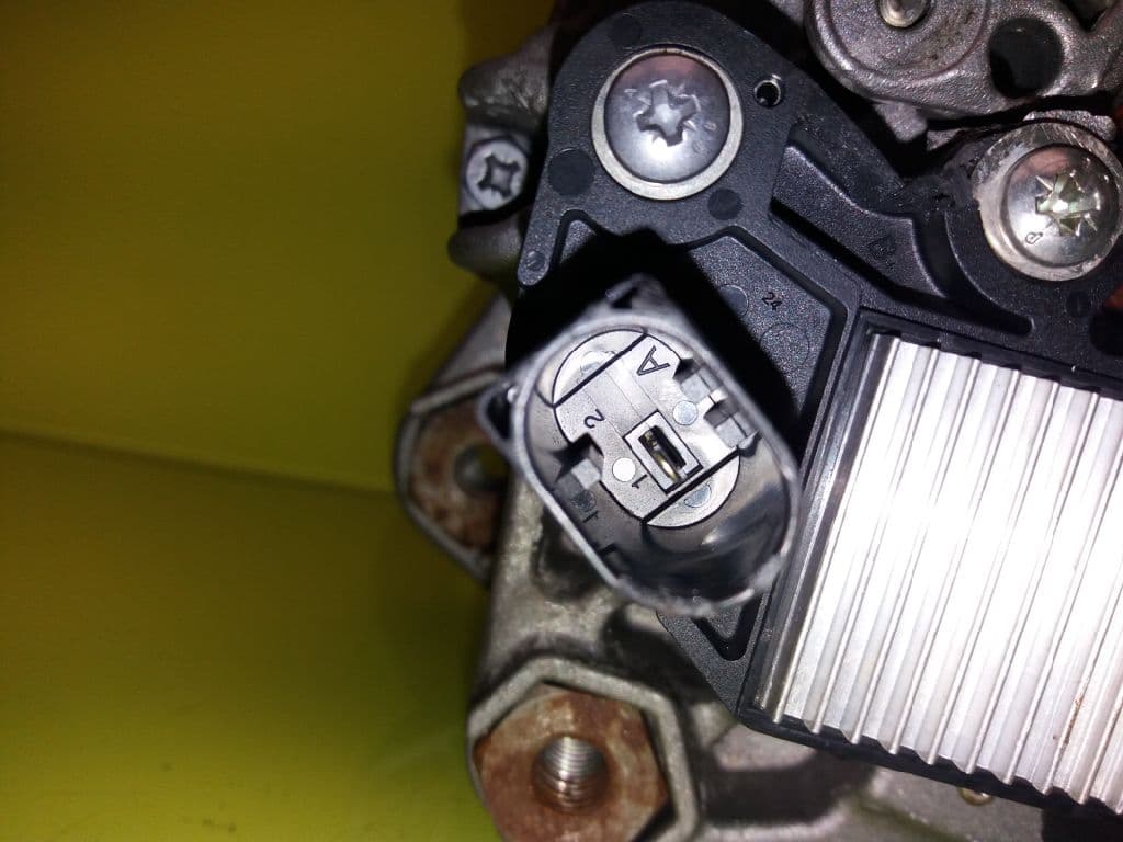 Alternador VOLVO XC 40 3