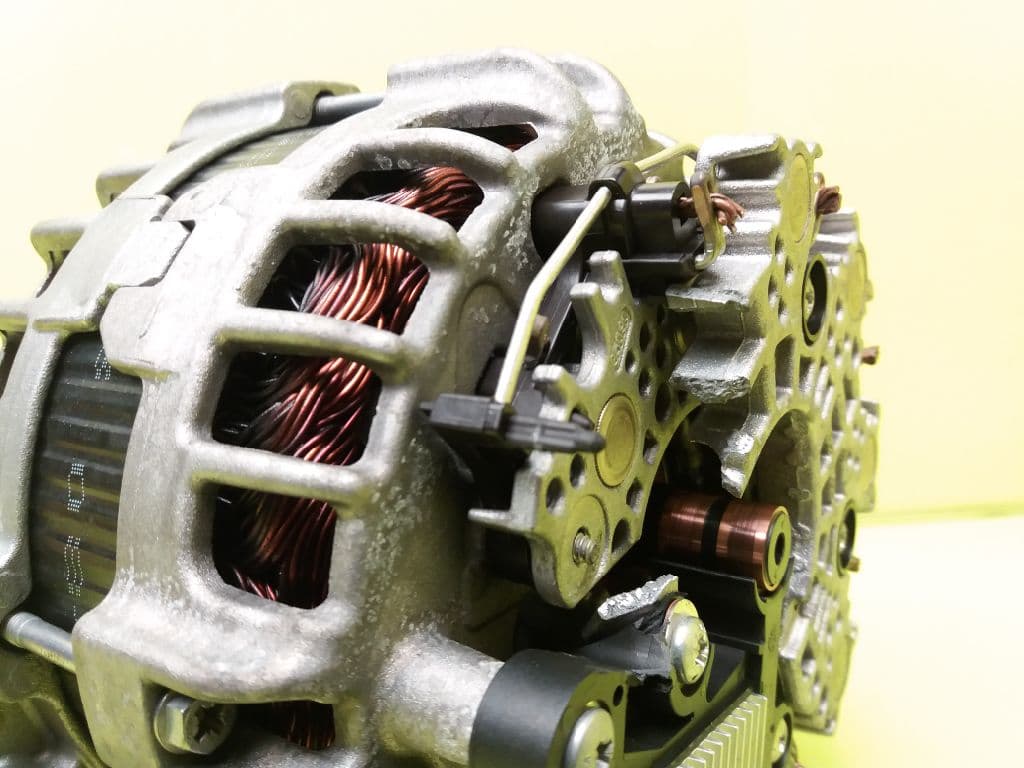 Alternador VOLVO XC 40 2