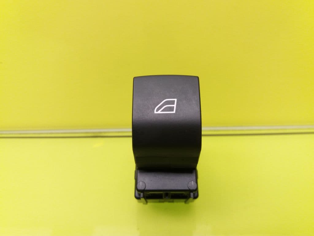 Mando elevalunas delantero derecho VOLVO XC 40