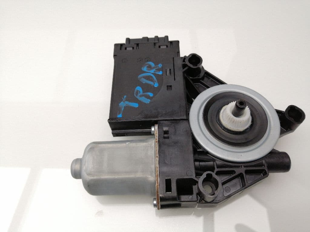 Motor elevalunas trasero derecho VOLVO XC 40 4