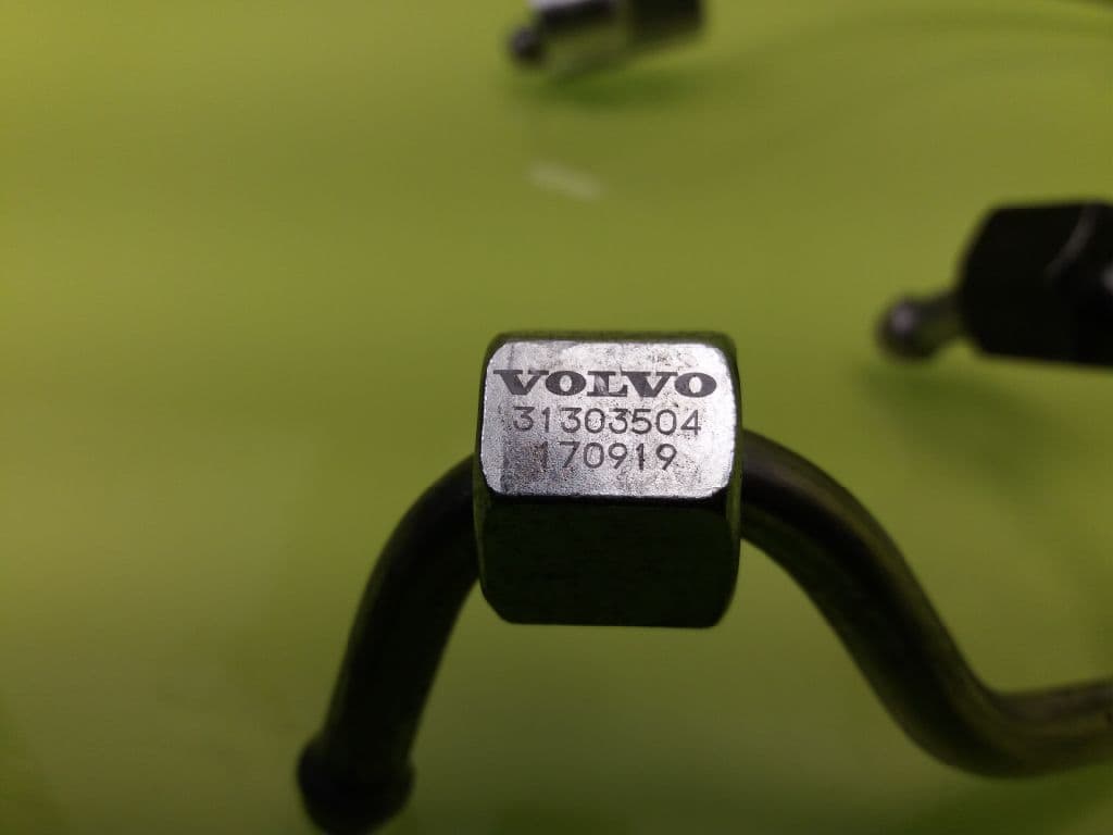 Tubo VOLVO XC 40 2