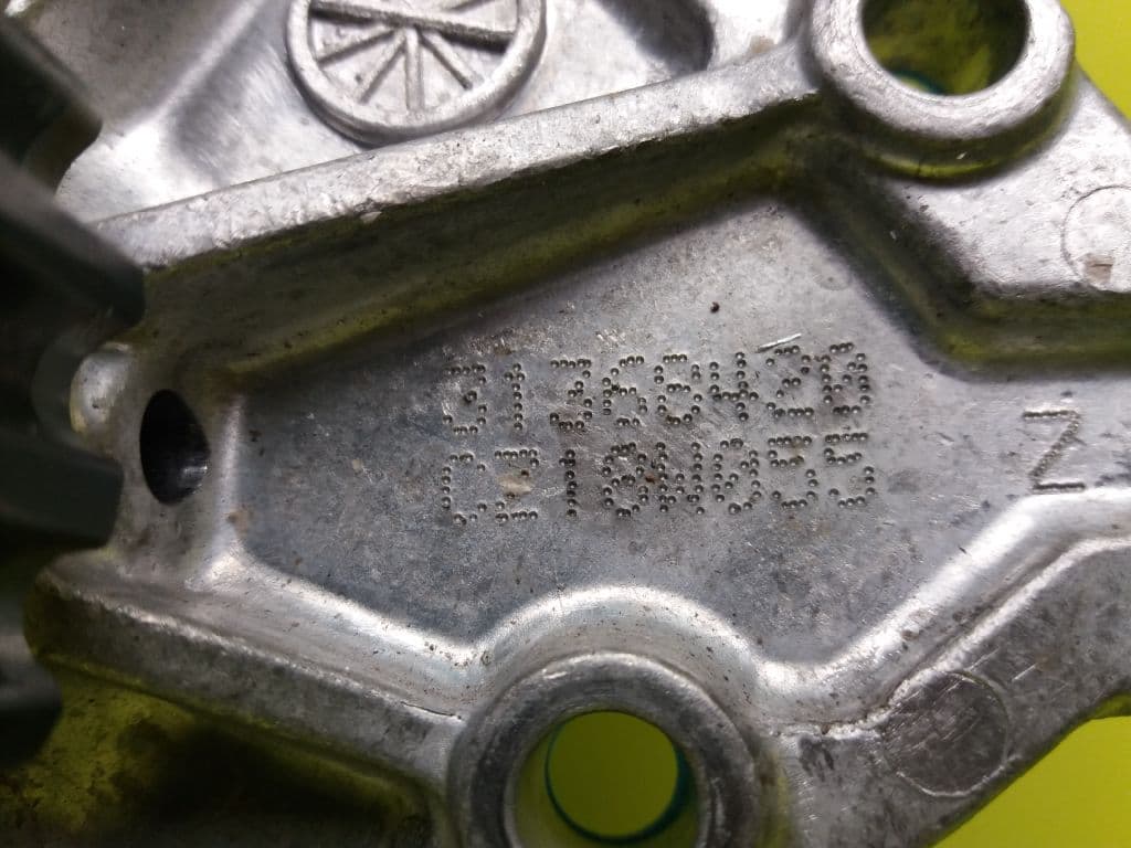 Bomba agua VOLVO XC 40 2