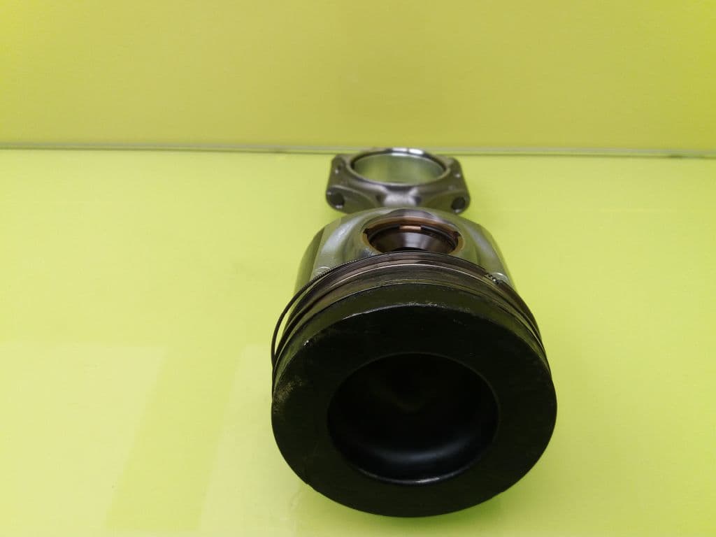 Piston VOLVO XC 40 4