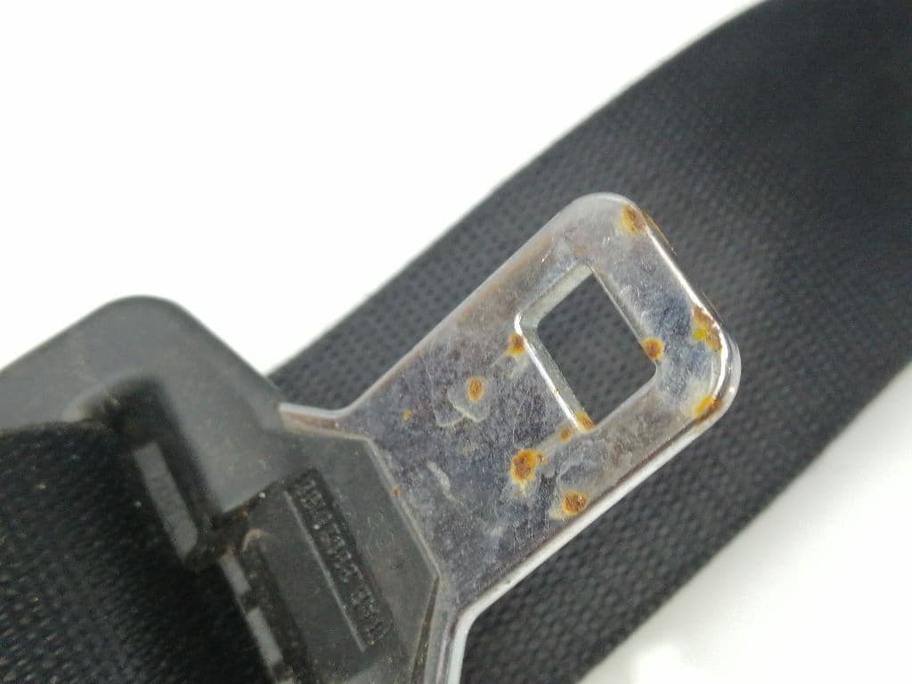 Cinturon seguridad delantero derecho BMW SERIE 1 LIM 4