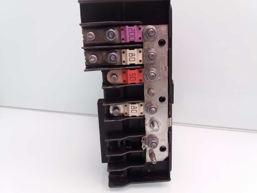 Caja reles / fusibles VOLKSWAGEN GOLF V BERLINA (1K1) 4