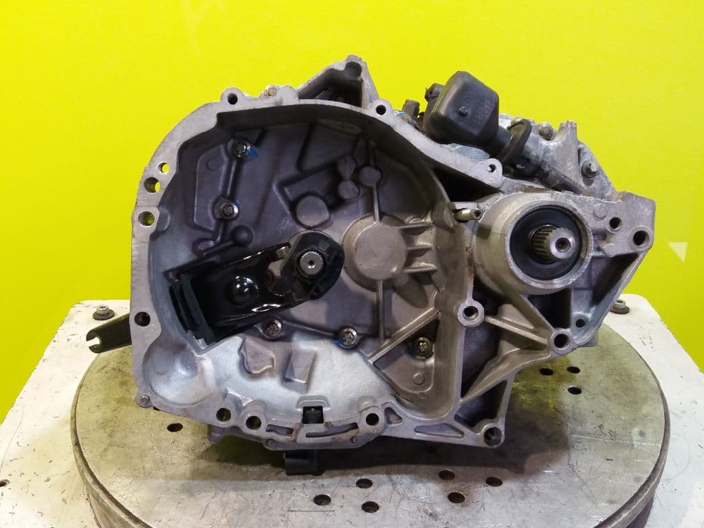Caja cambios RENAULT CLIO II FASE I (B/CBO)