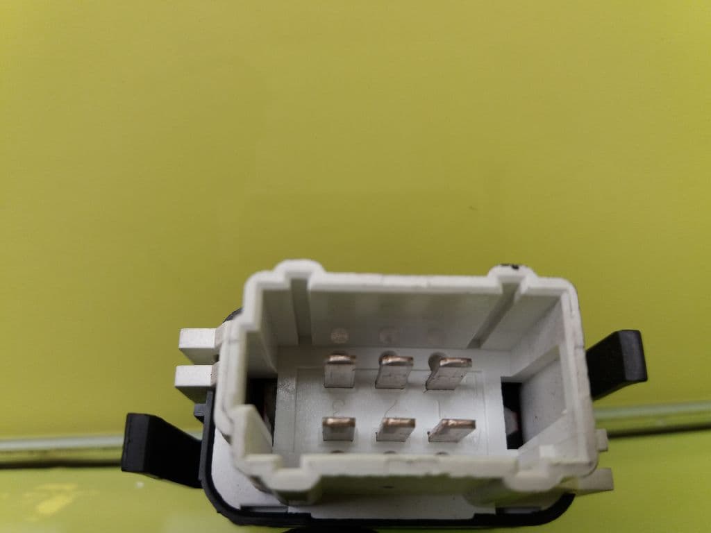 Interruptor RENAULT CLIO II FASE I (B/CBO) 4