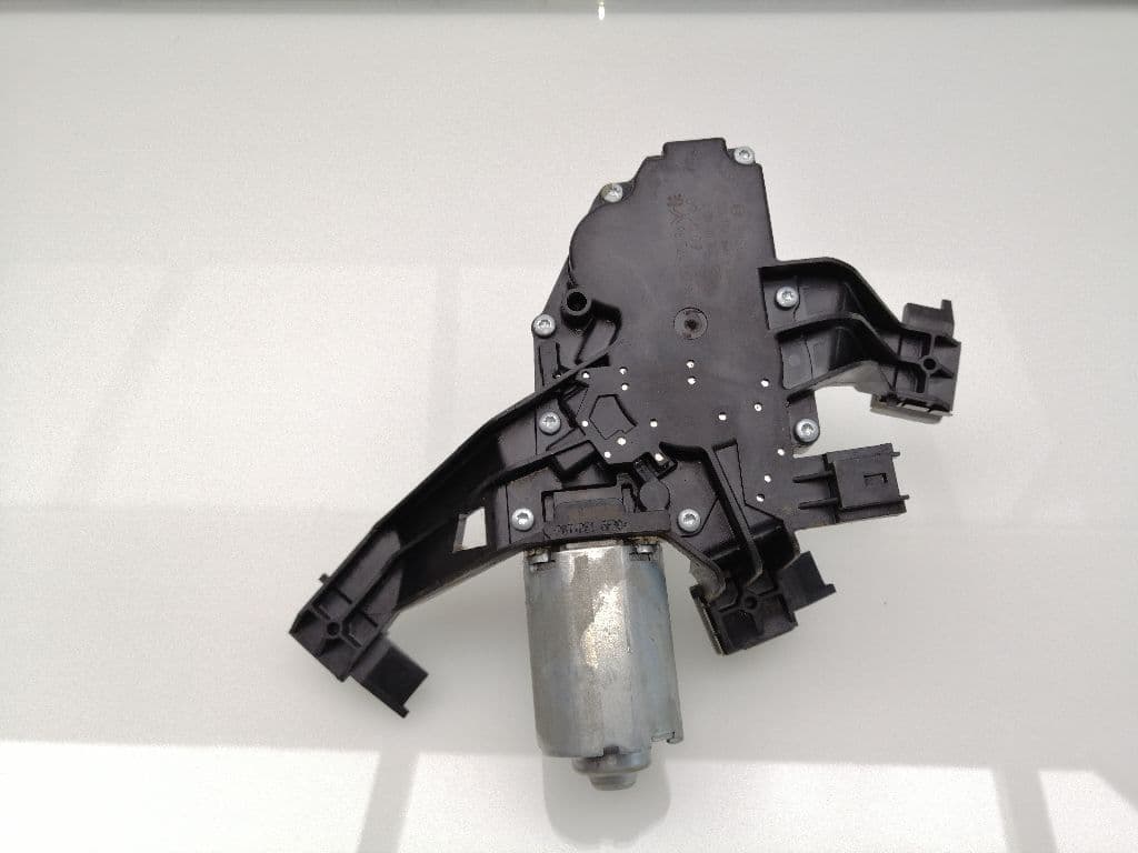 Motor limpia trasero PEUGEOT 207